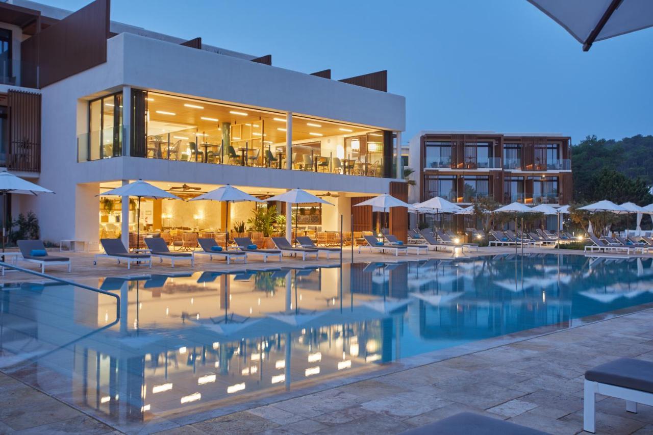 The Club Cala San Miguel Hotel Ibiza, Curio Collection By Hilton (Adults Only) Port de Sant Miguel Exterior foto